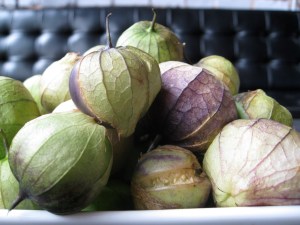 tomatillos tomatillos