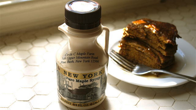 http://www.rachaelray.com/blogs/index.php/2013/05/12/maple-syrup-from-circle-c-maple-farm-gluten-free-pancakes/