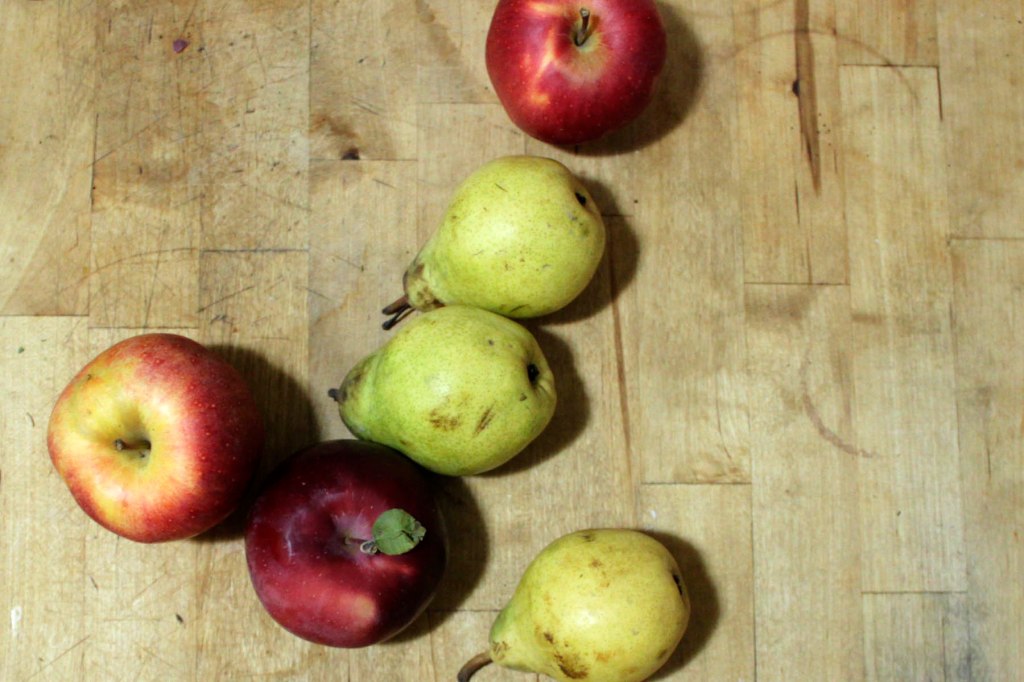 granola crisp01 pic by Beth Arnold